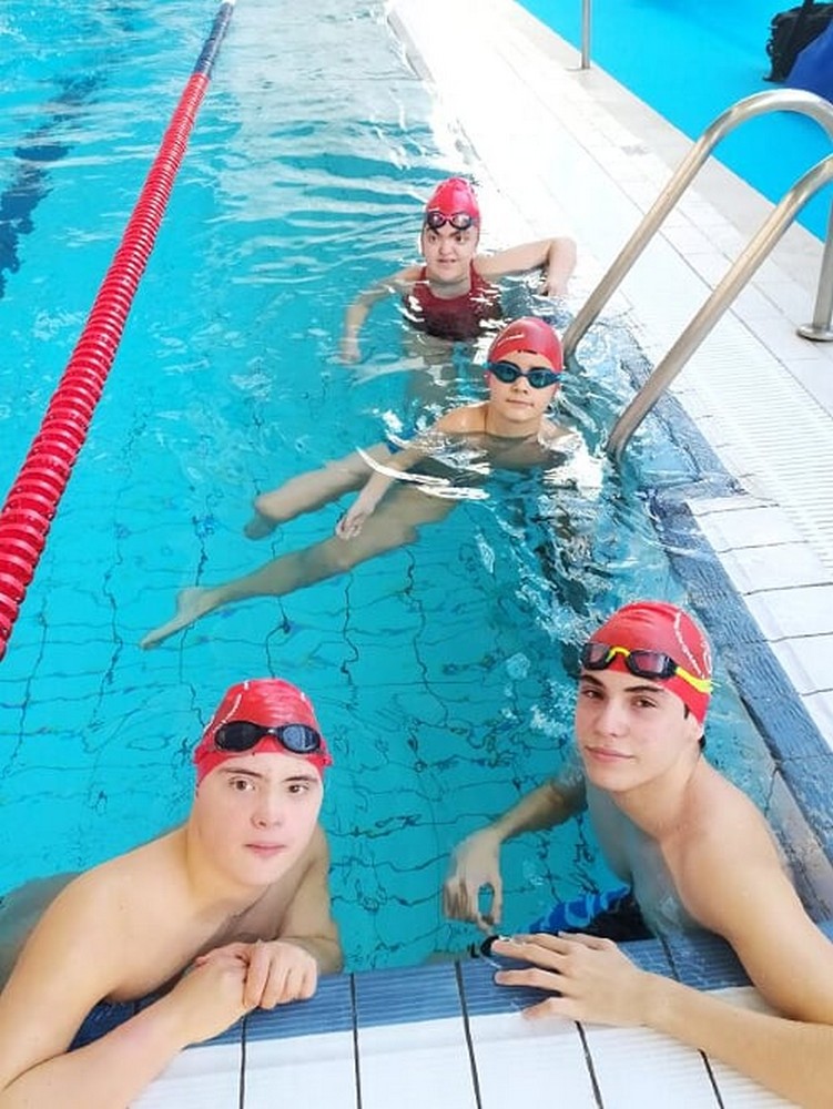 Bronce para la natación adaptada navarra en su regreso a la competición nacional