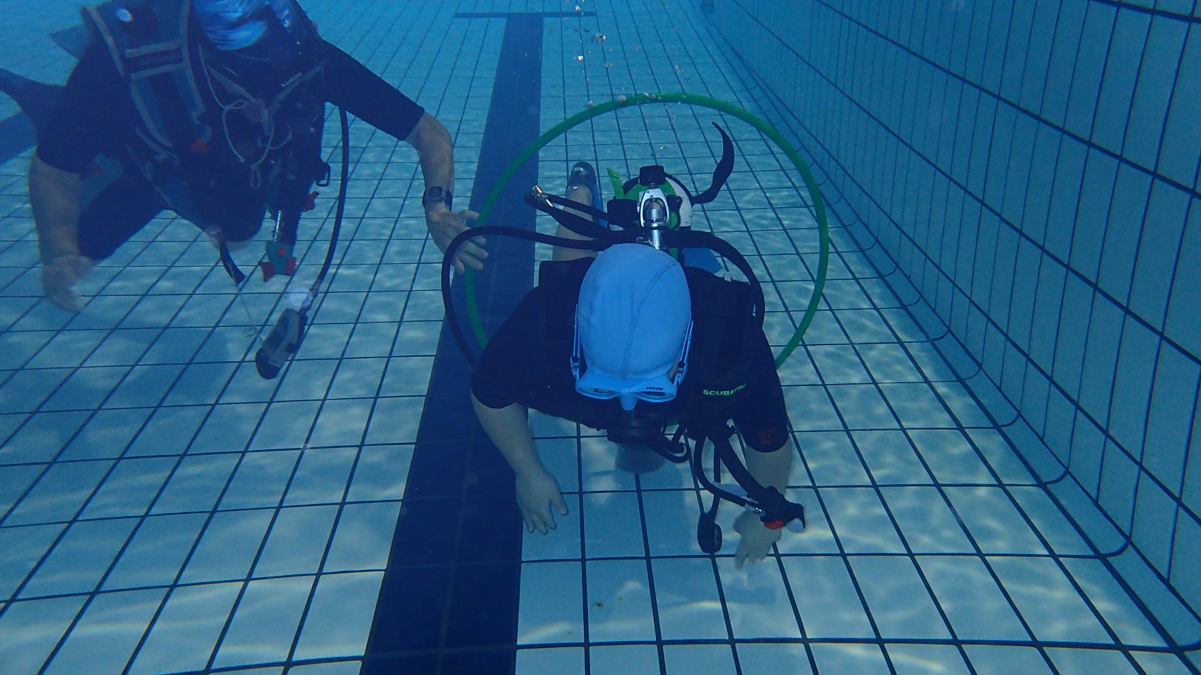 Nueva jornada de buceo adaptado con la ayuda de la UPNA