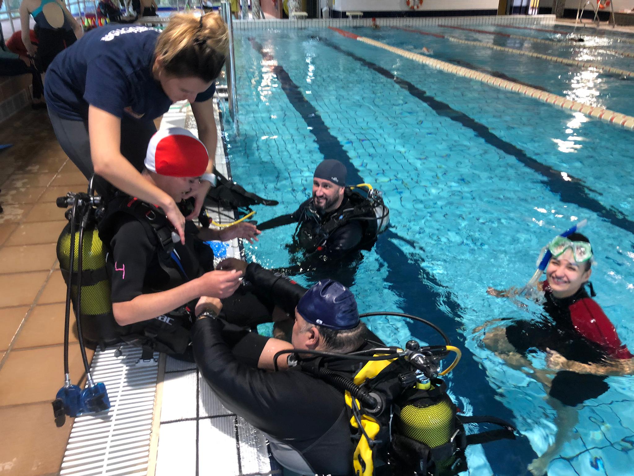 Sesi&oacute;n Buceo Adaptado (UPNA)
