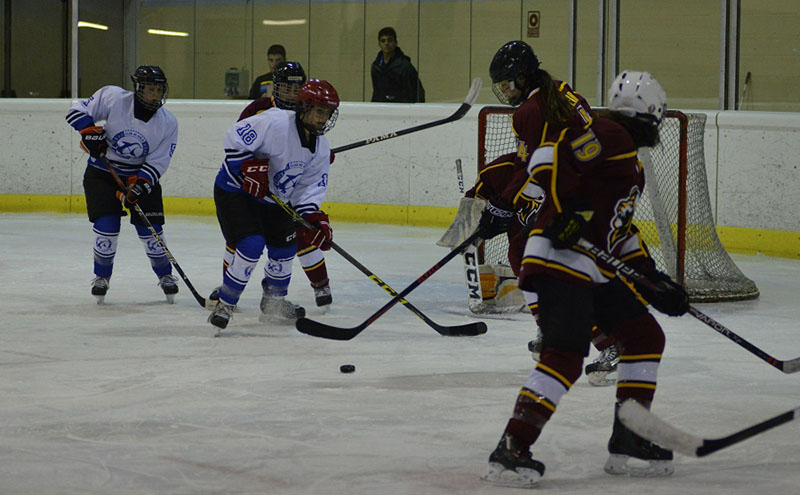 El Club Hielo Huarte Femenino sigue en la senda de la victoria
