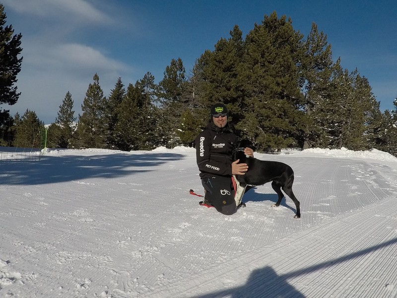 Iker Ozkoidi continúa deslizándose por la victoria
