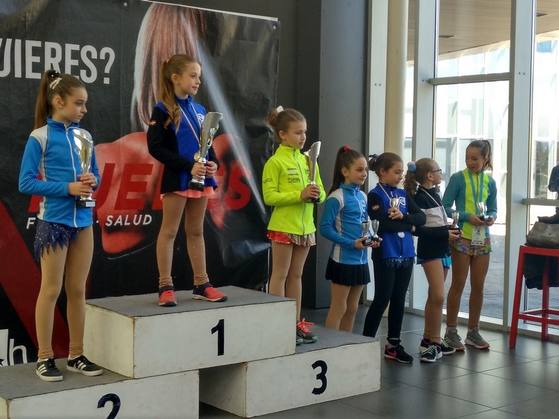 Pódium Navarro en el Final de Liga Norte de Patinaje artístico