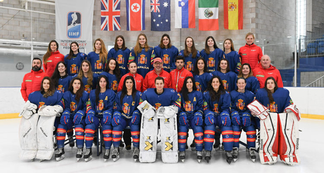 Bronce para las tres navarras en el mundial de hockey hielo