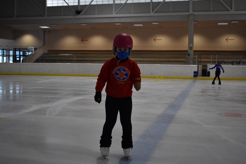 Entrevista a la patinadora Lola Bronte Casamayor: &quot;Me siento genial cuando me muevo por el hielo&quot;