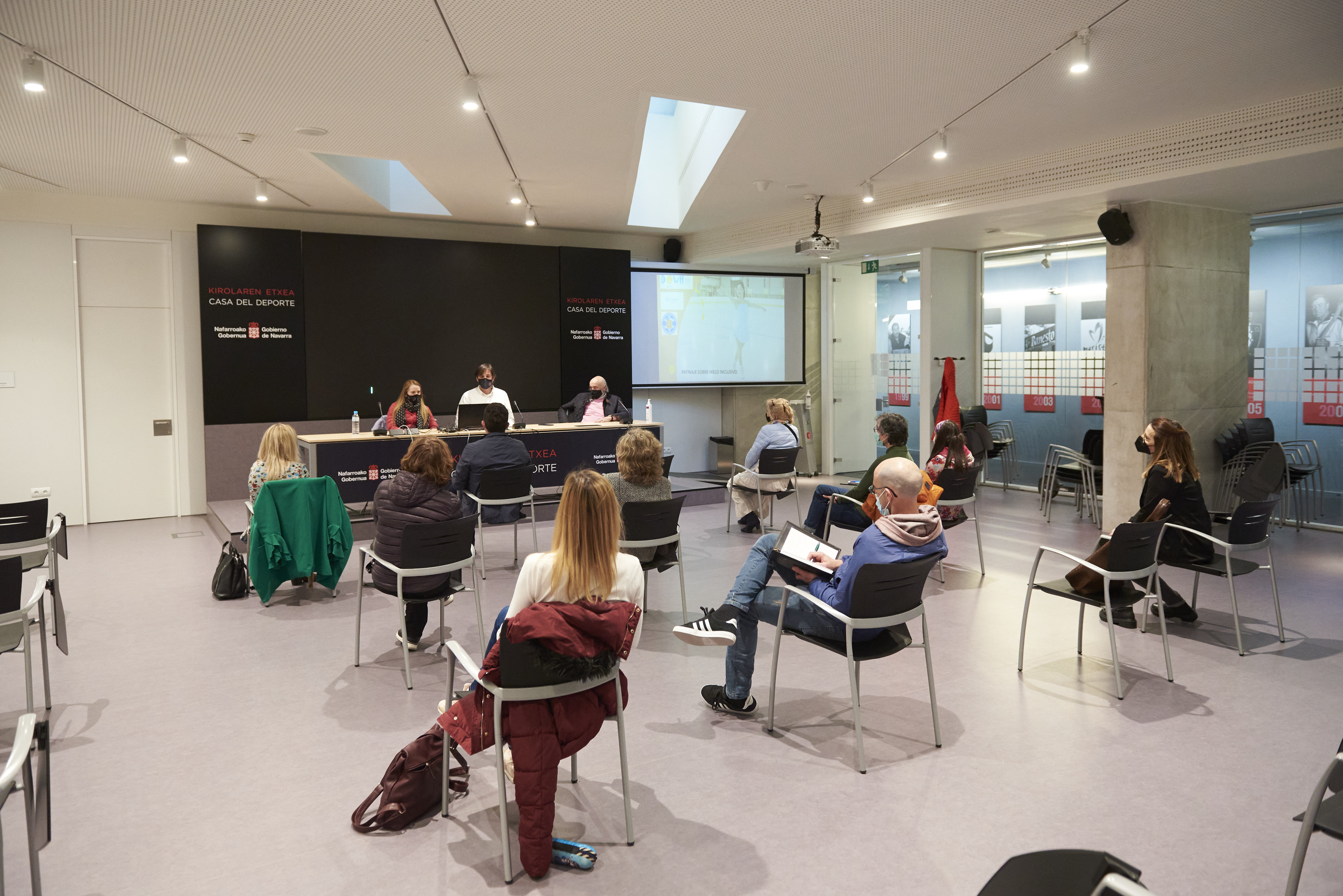 Patinaje Sobre Hielo Inclusivo - Down Navarra