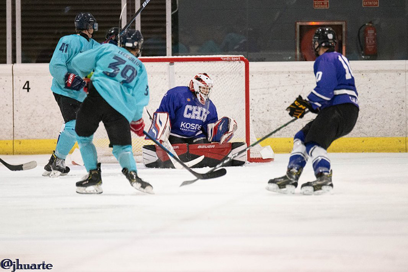 El Kosner Club Hielo Huarte sale goleado de Jaca