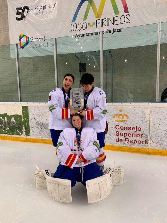 Plata navarra en el Mundial Sub 18 Femenino de Hockey Hielo