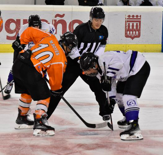 Doble derrota para los conjuntos masculinos del Kosner Huarte