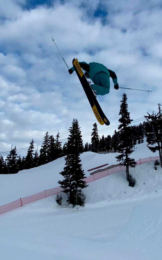 Un navarro hace historia en el Freeride