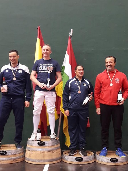 Primera medalla nacional para los veteranos navarros