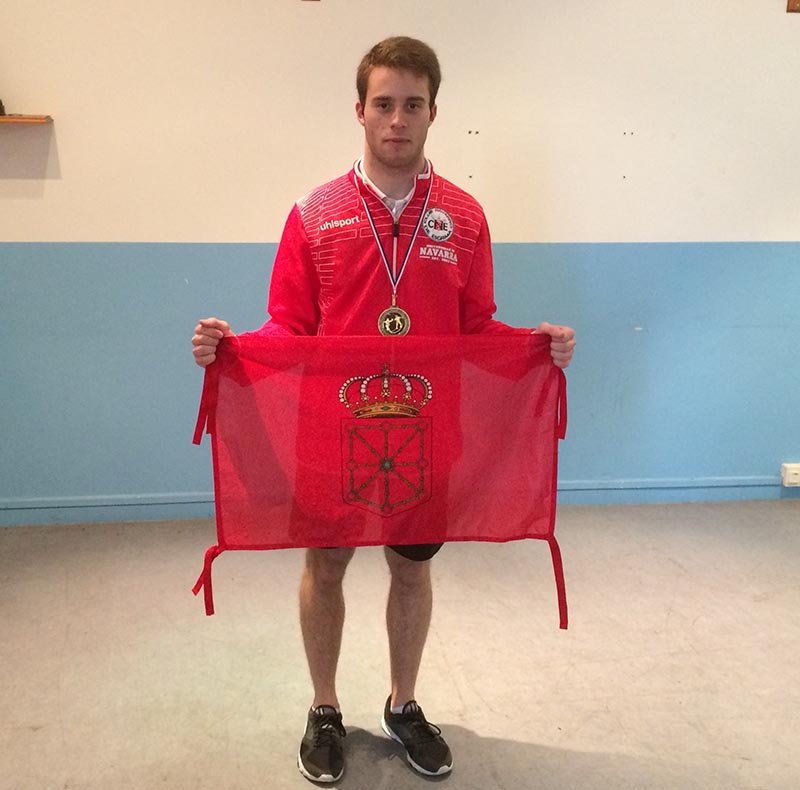 Notable actuación navarra en Bayona