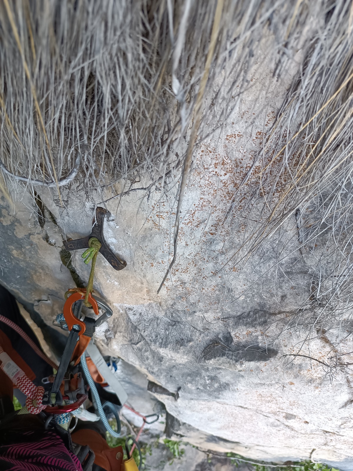Celebrado el curso de escalada artificial aplicada a la espeleología