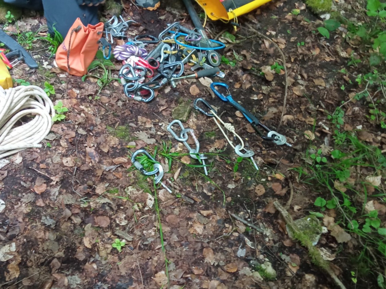 Celebrado el curso de escalada artificial aplicada a la espeleología