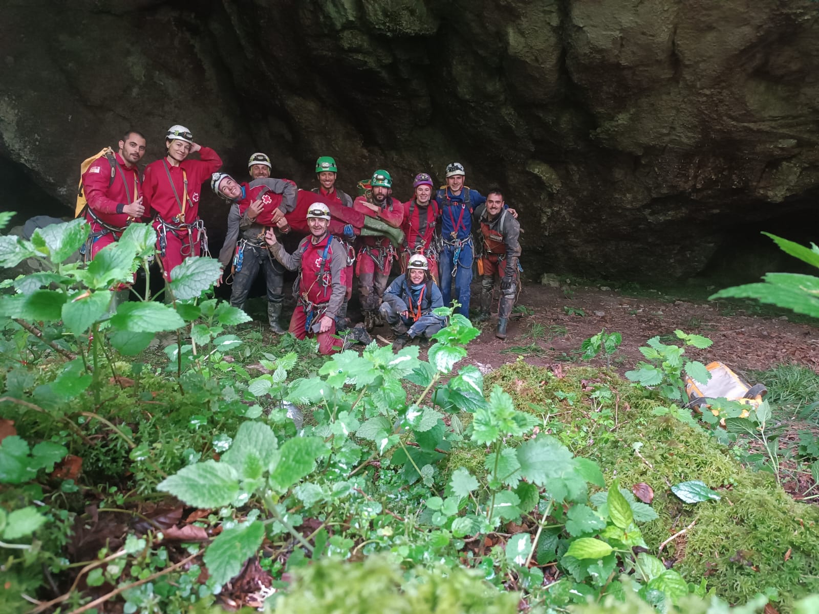 Realizado el Curso de iniciaci&oacute;n a la espeleolog&iacute;a vertical