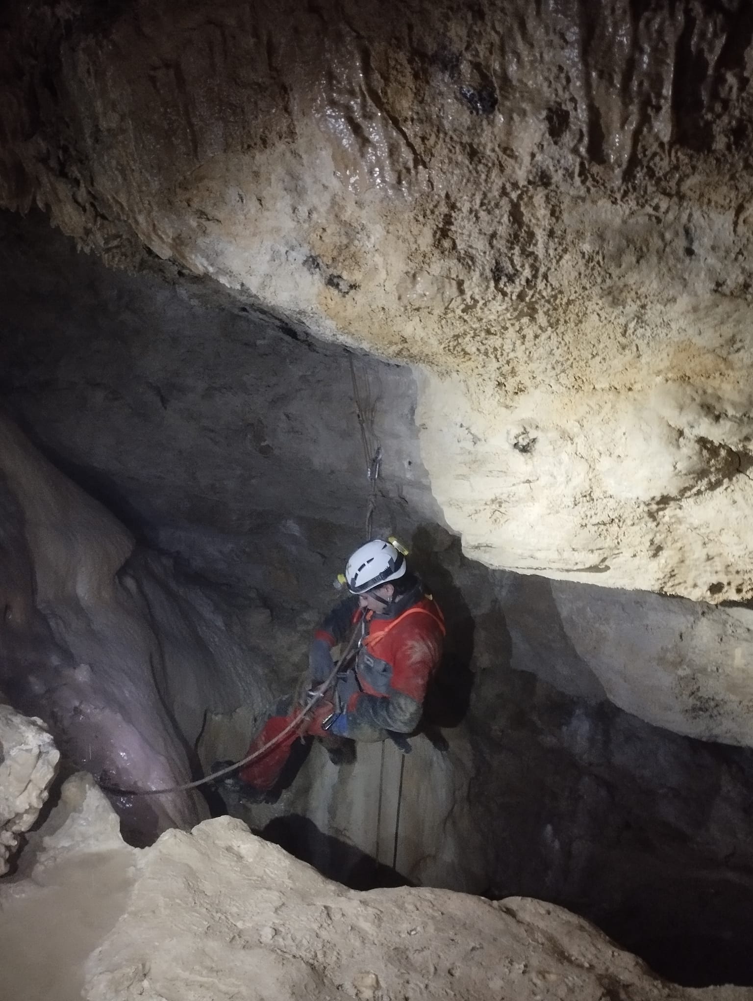 Realizado el Curso de Iniciación a la Espeleología
