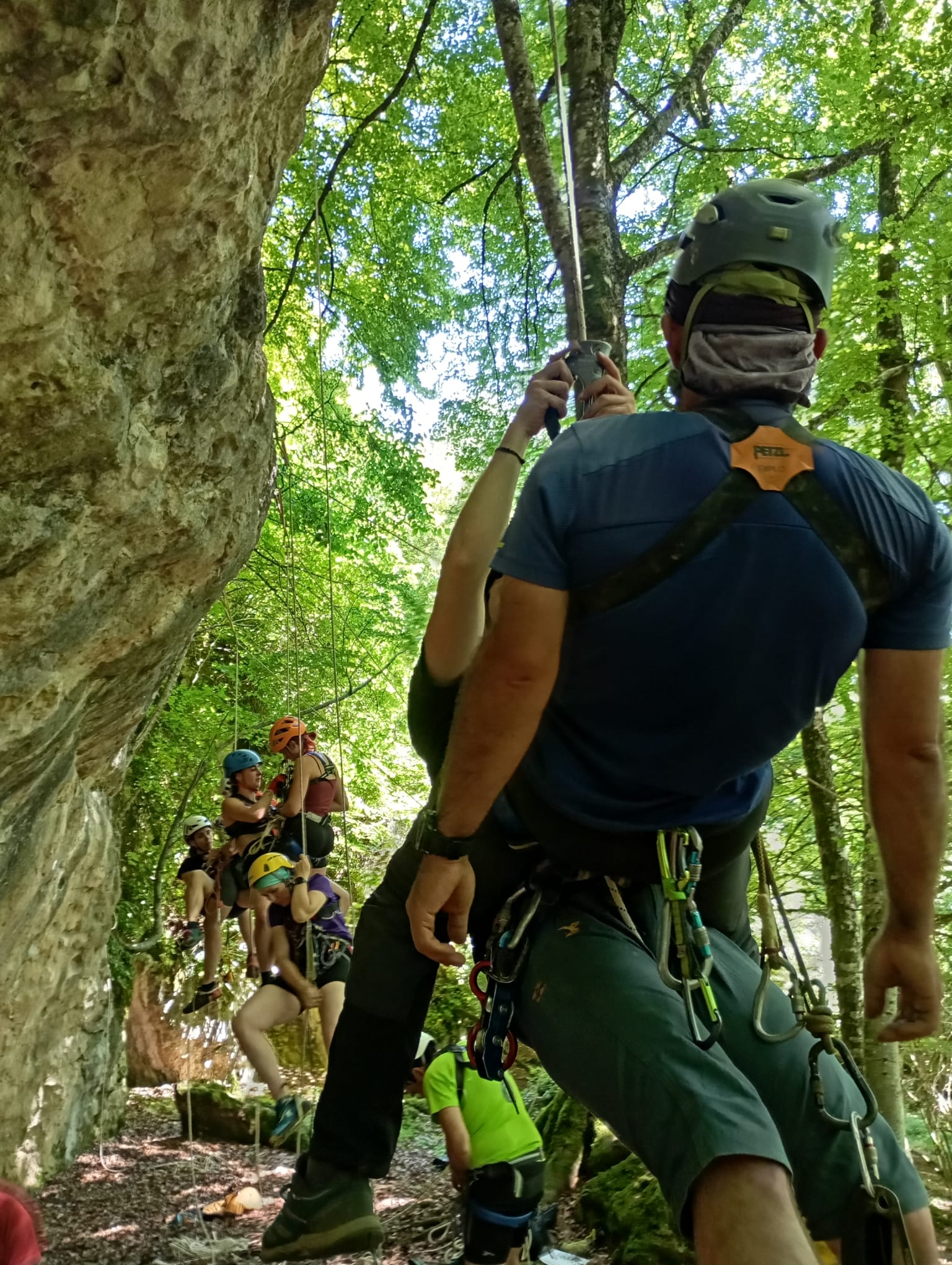 Finalizada la formación de perfeccionamiento en espeleología