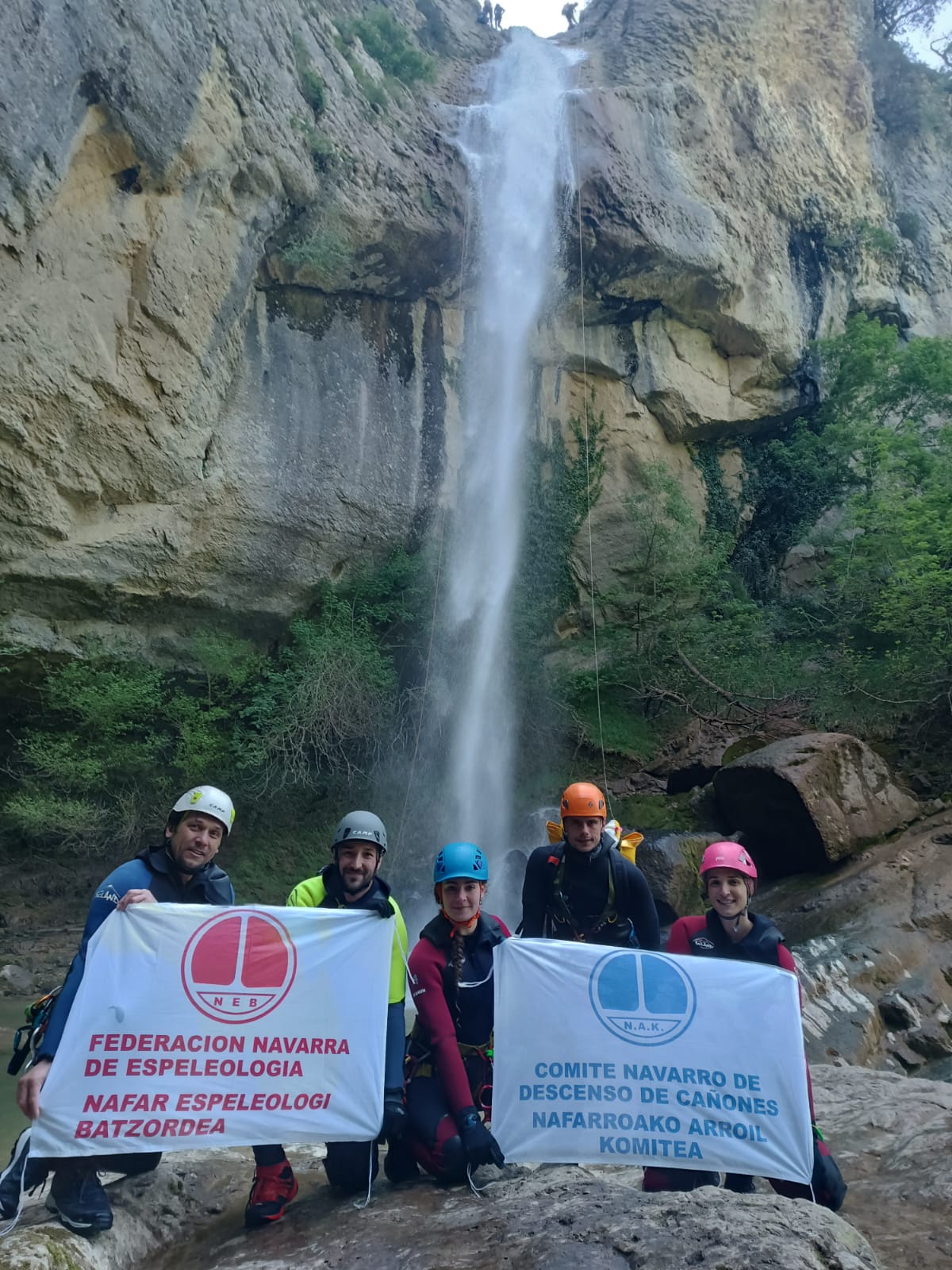 Finalizada la formaci&oacute;n T&eacute;cnicas b&aacute;sicas en descenso de ca&ntilde;ones