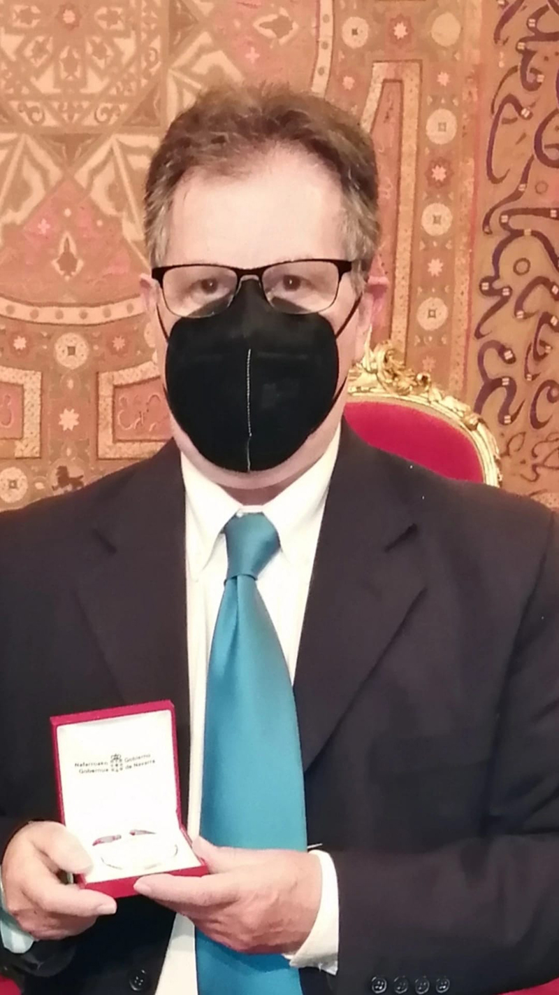 José Miguel Urrizalqui recibió Medalla de Plata el Mérito Deportivo