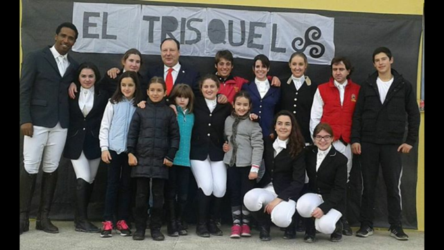 Inauguraci&oacute;n del nuevo Centro Ecuestre El Trisquel (Yelz)