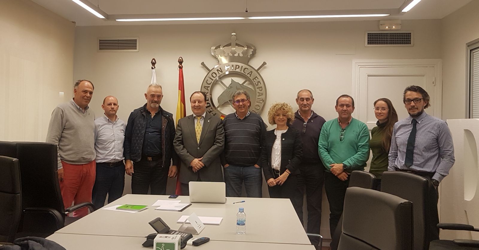 Reuni&oacute;n del Grupo de Trabajo de Enganches, RFHE-FFAA