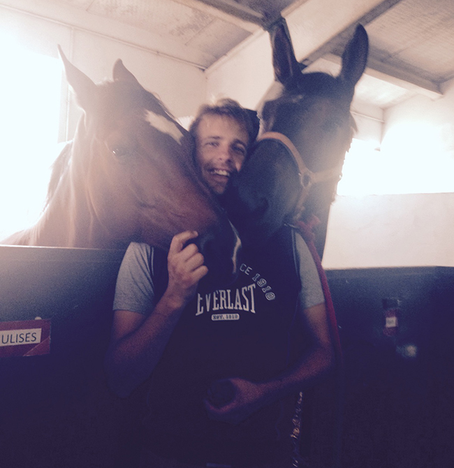 Entrevista a Mikel Ochotorena Araiz: montar a caballo es una oportunidad única de comunicarse con un ser vivo y poder aprender mucho de uno mismo.