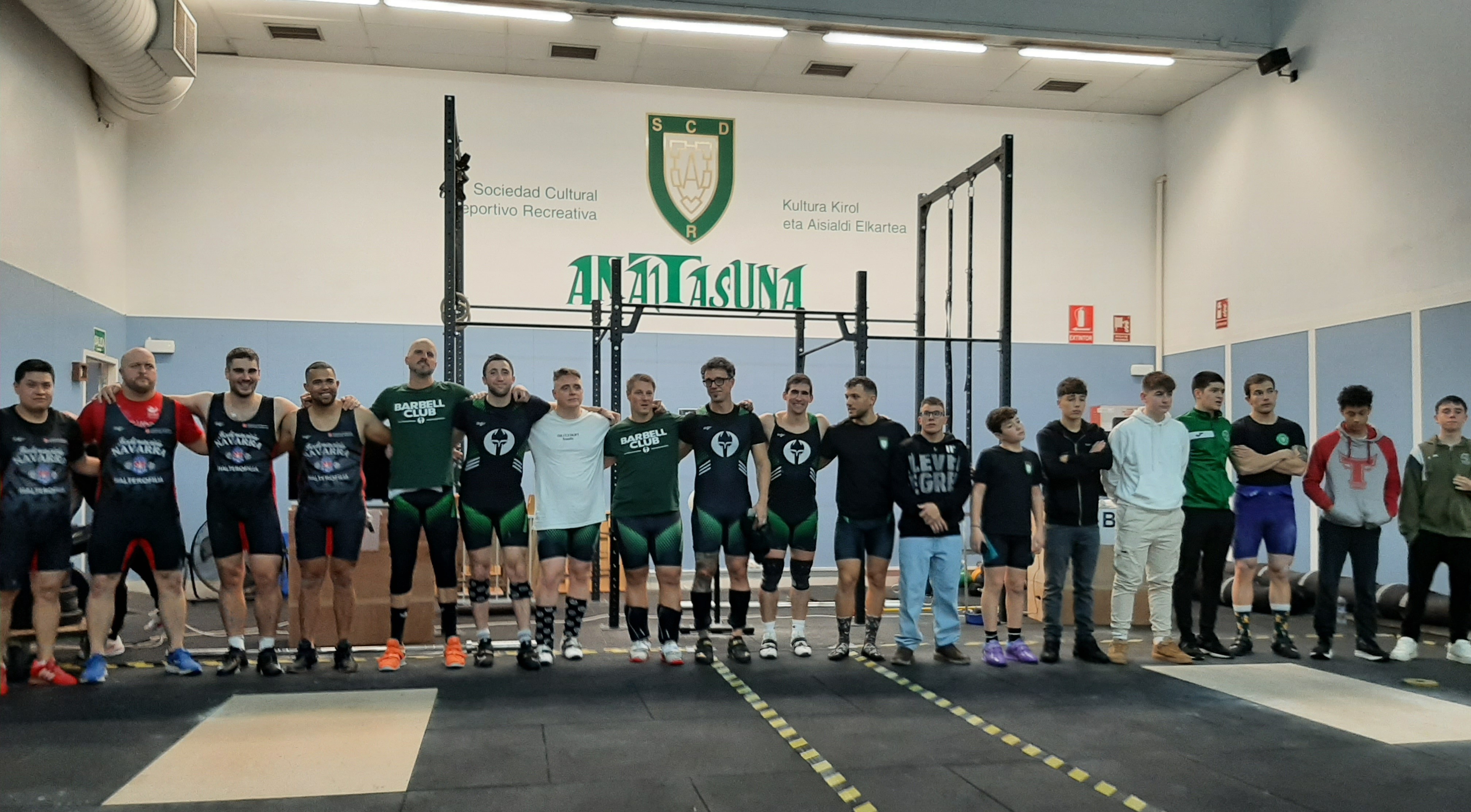 La halterofilia navarra cierra el a&ntilde;o con el Torneo Individual de Navidad 2025