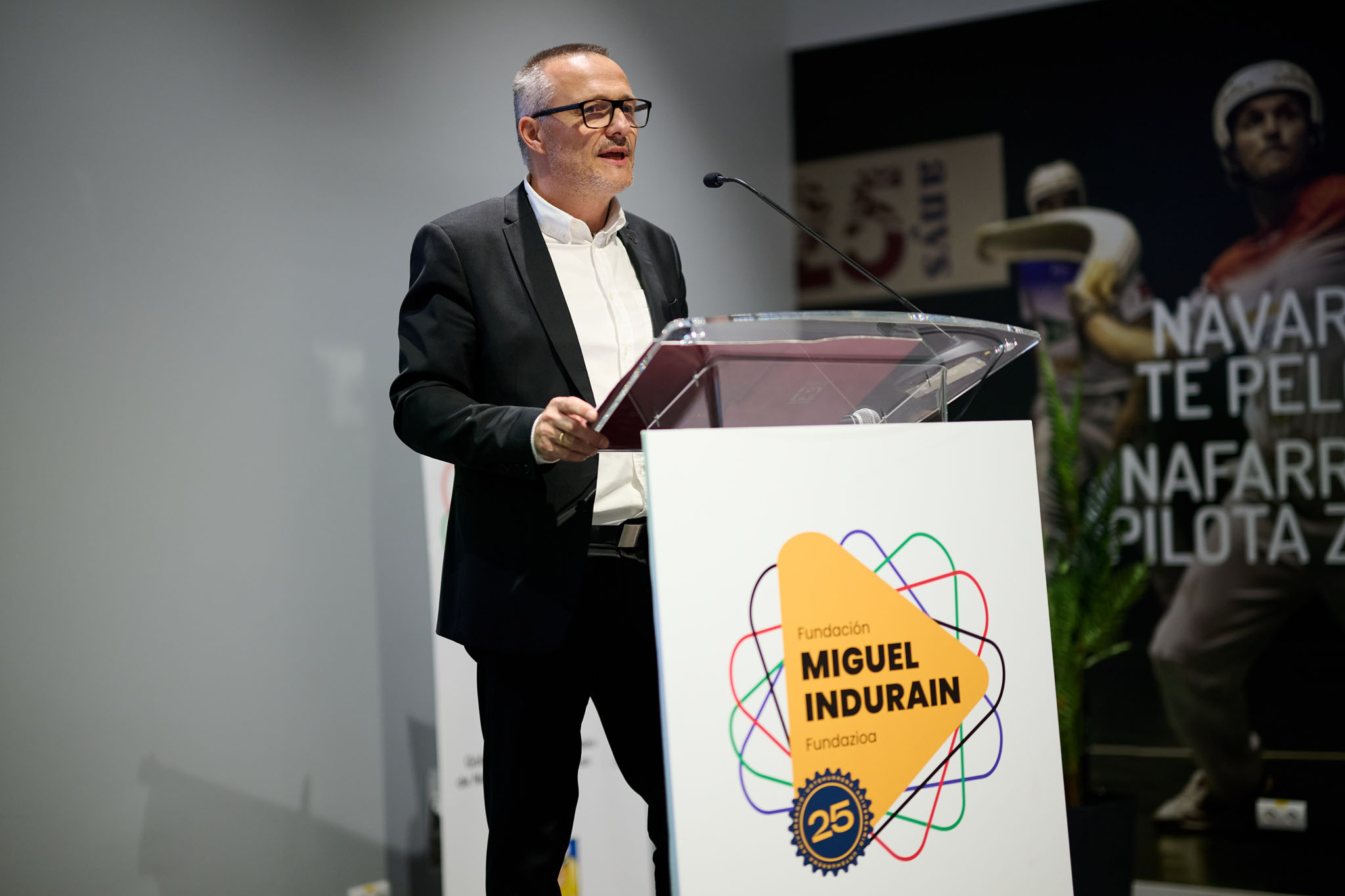 La fiesta de Caja Rural de Navarra y los "J&oacute;venes Talentos 2024"