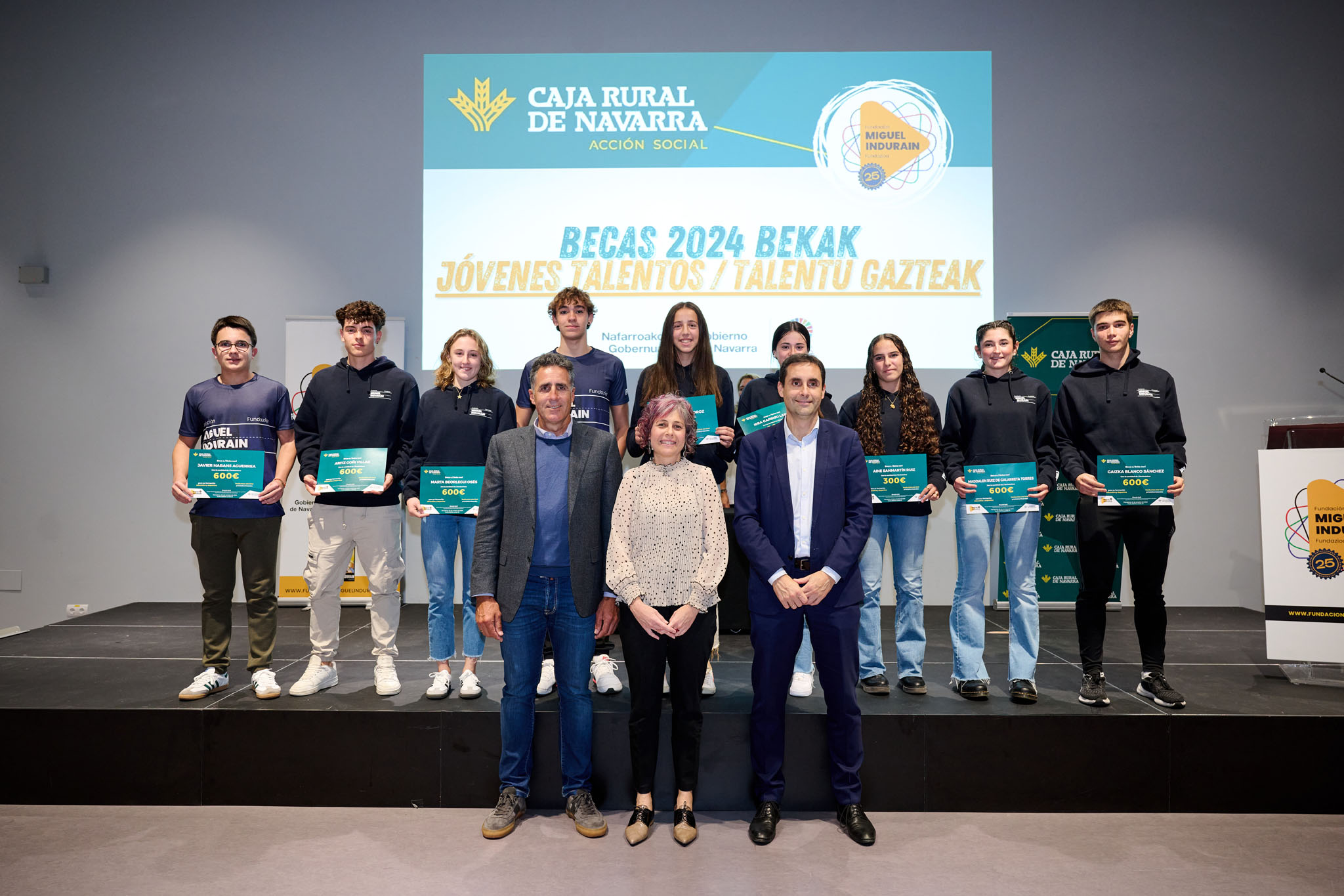 La fiesta de Caja Rural de Navarra y los "J&oacute;venes Talentos 2024"