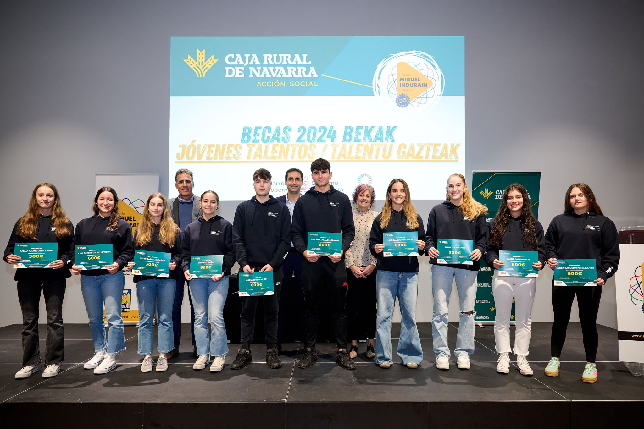 La fiesta de Caja Rural de Navarra y los "J&oacute;venes Talentos 2024"