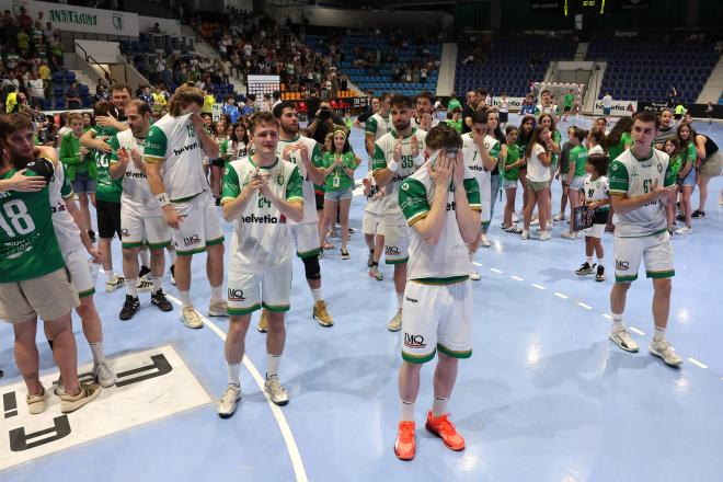El Helvetia Anaitasuna desciende pese a la victoria: fin a una era en la &eacute;lite del balonmano