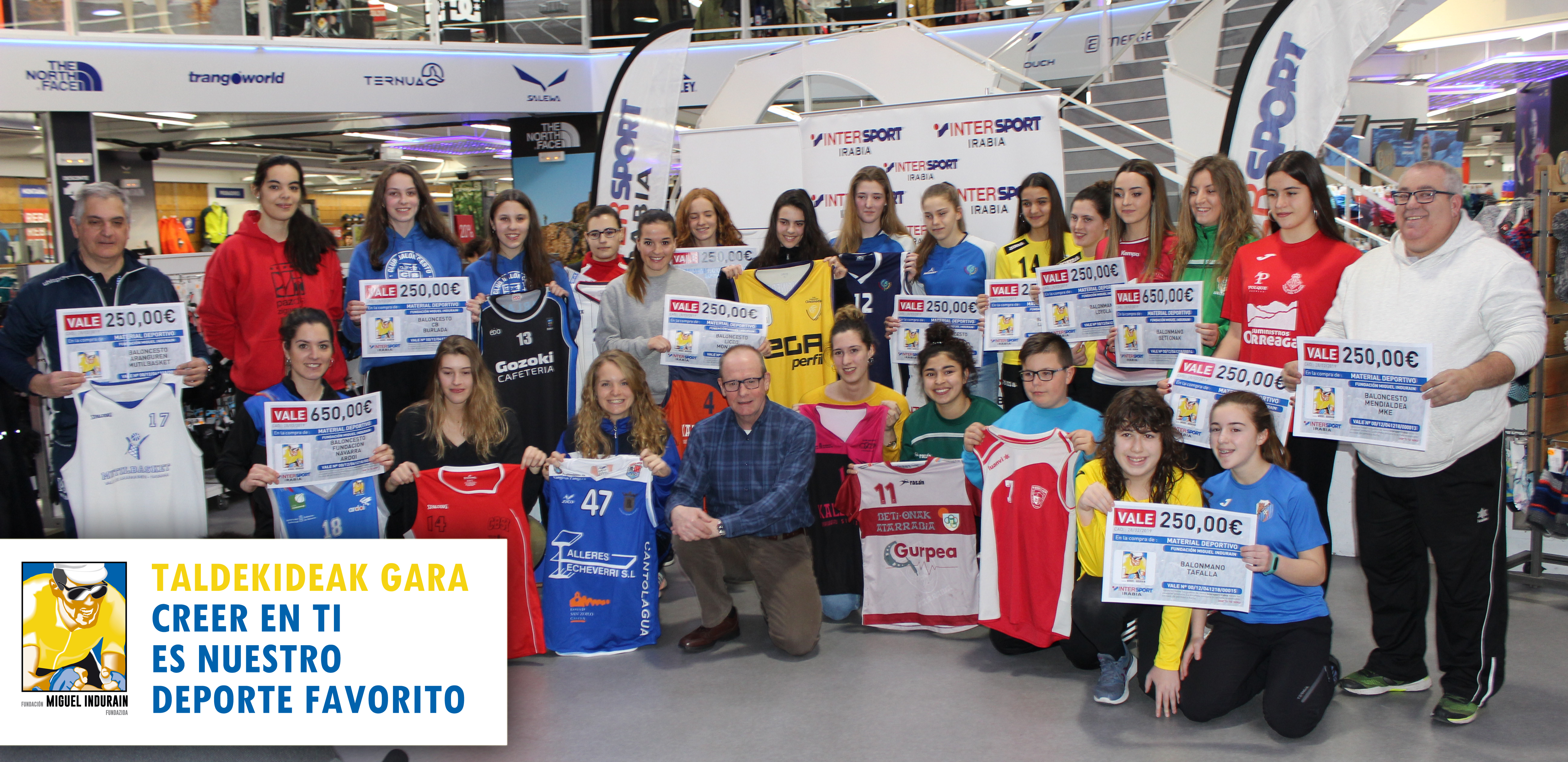 22 clubes a&uacute;nan esfuerzos para reforzar el baloncesto y el balonmano femenino en Navarra