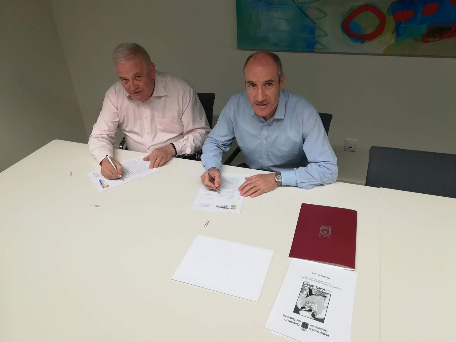 La Fundaci&oacute;n Miguel Indur&aacute;in y Diario de Noticias renuevan el convenio de colaboraci&oacute;n para la difusi&oacute;n y visibilizaci&oacute;n de su actividad