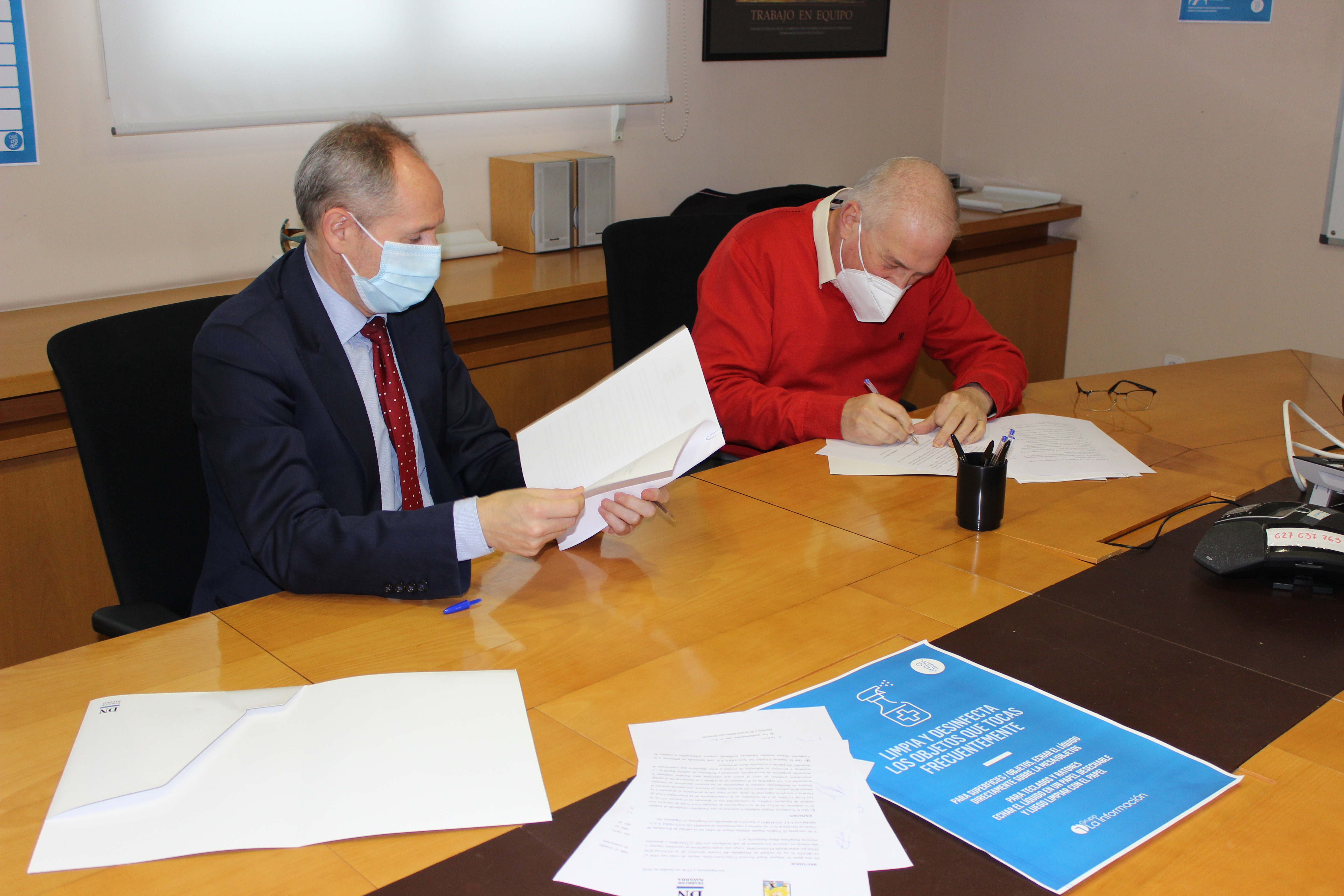 Diario de Navarra renueva su apoyo a la Fundaci&oacute;n Miguel Indur&aacute;in Fundazioa