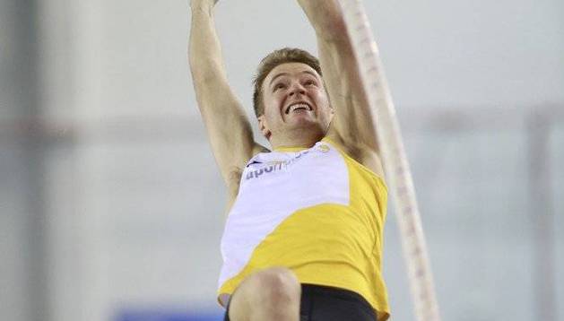El atletismo navarro hace historia en el Campeonato de Espa&ntilde;a de Pista Cubierta