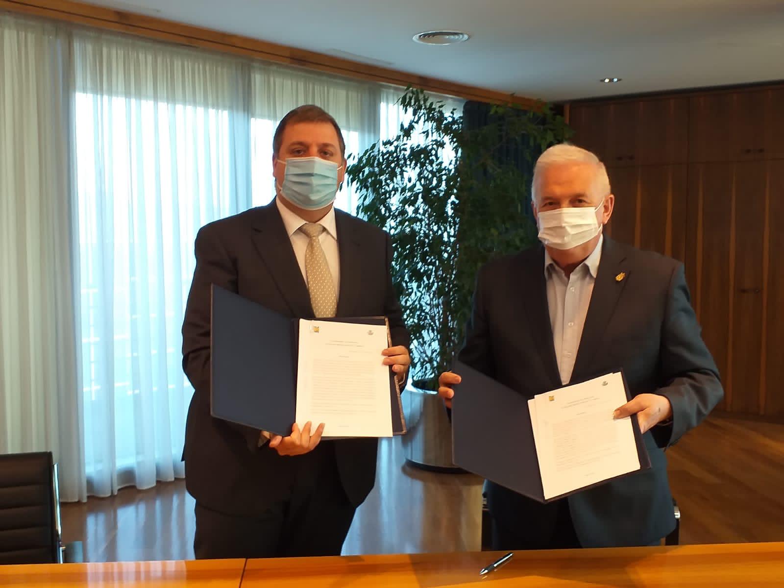 Fundaci&oacute;n Miguel Indur&aacute;in Fundazioa y Correos refuerzan su uni&oacute;n por el deporte navarro