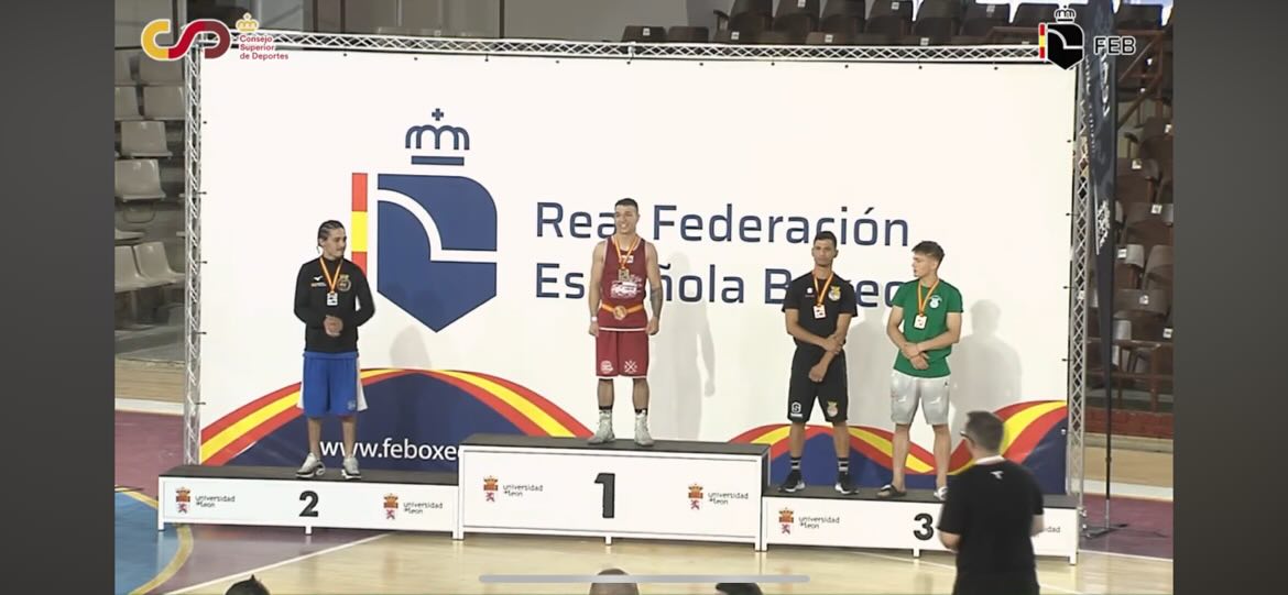 Ra&uacute;l Escudero, campe&oacute;n de Espa&ntilde;a de boxeo