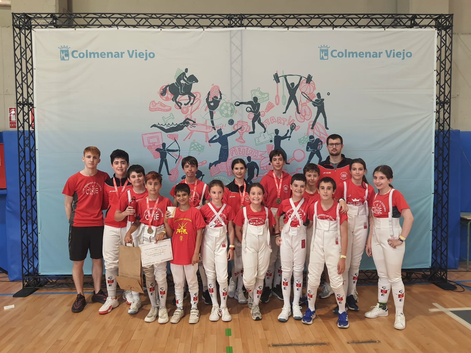 Diez medallas para Navarra en el Crit&eacute;rium Nacional de Esgrima