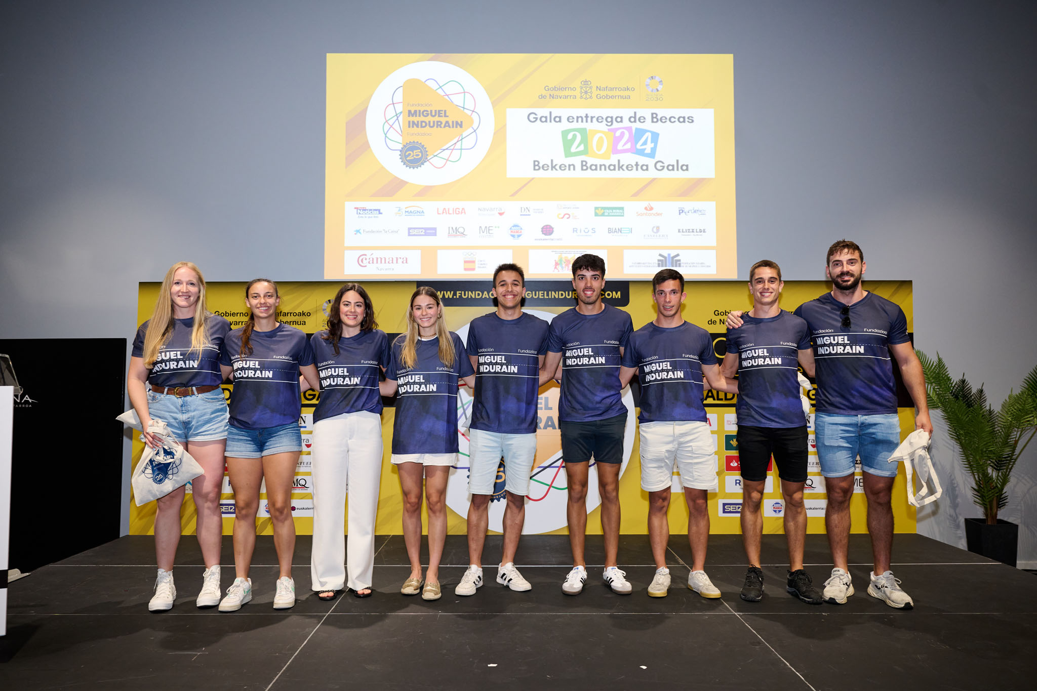 LA FMIF CONCEDE 181 BECAS EN UNA GALA CELEBRADA EN EL NAVARRA ARENA