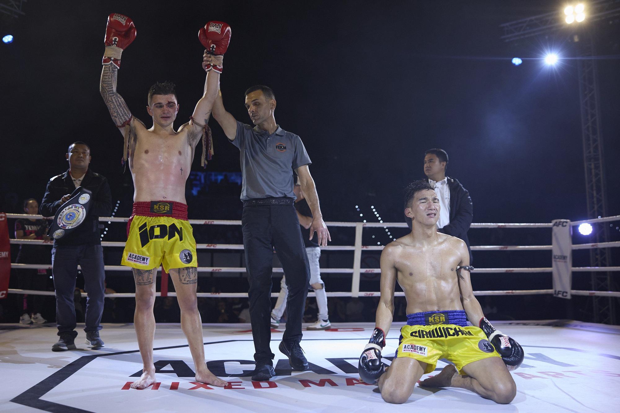 Ion Fern&aacute;ndez, nuevo campe&oacute;n del mundo WPMF de Muay Thai