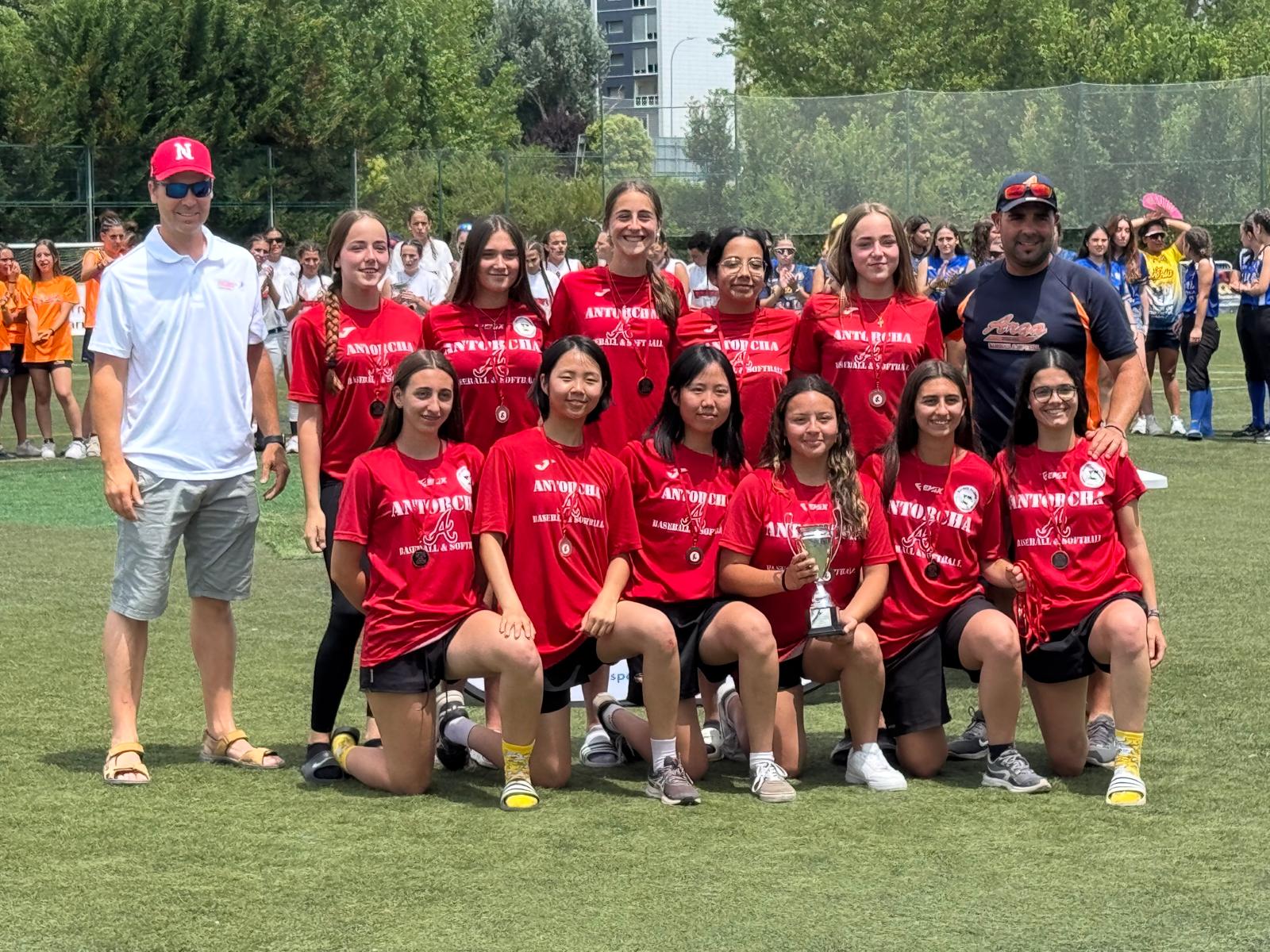 Izaga se proclama campeona de Espa&ntilde;a Sub-18 de s&oacute;fbol en Pamplona