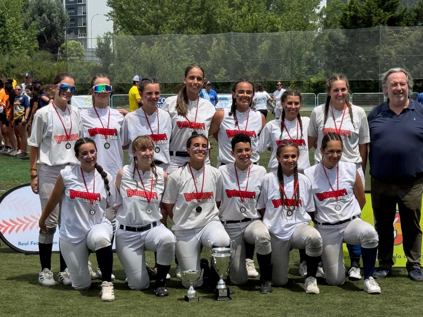 Izaga se proclama campeona de Espa&ntilde;a Sub-18 de s&oacute;fbol en Pamplona