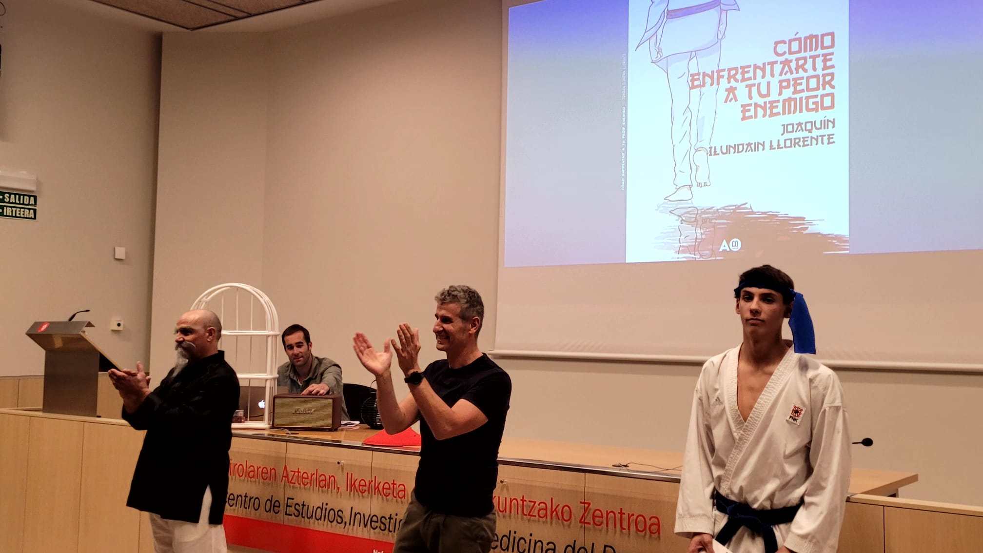 Presentaci&oacute;n del c&oacute;mic "C&oacute;mo enfrentarte a tu peor enemigo"