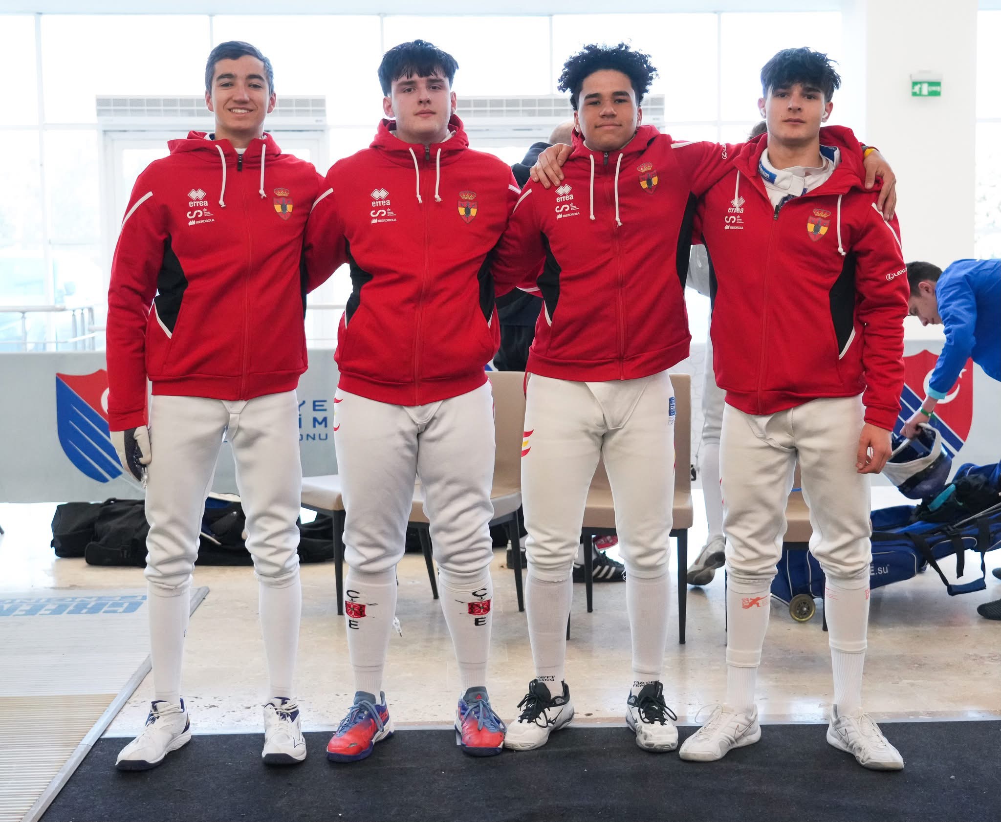 Rodrigo Moreno compite en el Europeo sub-17 de esgrima tras superar una lesi&oacute;n