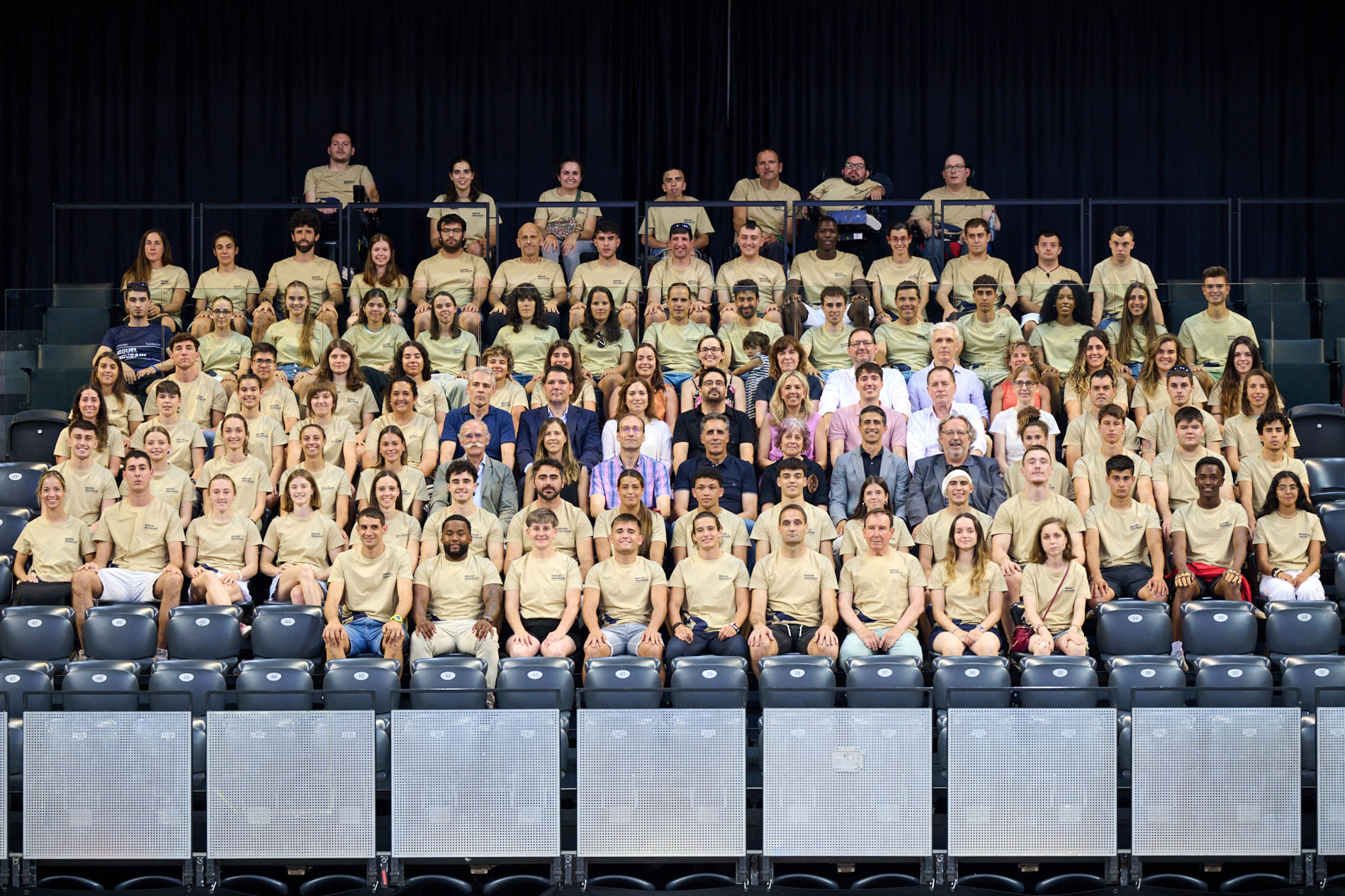 La Fundaci&oacute;n Miguel Indur&aacute;in Fundazioa concede 169 becas en reconocimiento al talento y esfuerzo del deporte navarro