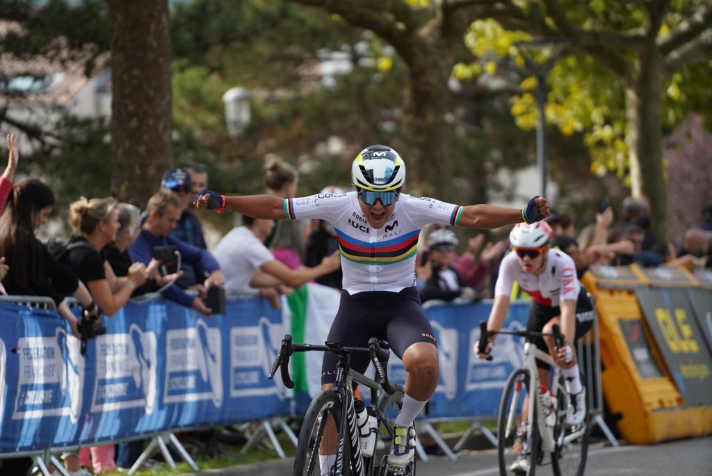 Paula Ostiz hace historia: doble oro europeo y reina indiscutible del ciclismo j&uacute;nior
