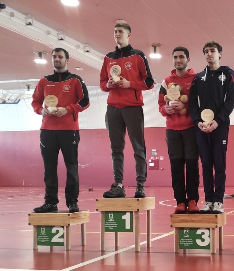 Yeray S&aacute;nchez triunfa en el Torneo San Prudencio y consolida el dominio navarro en esgrima