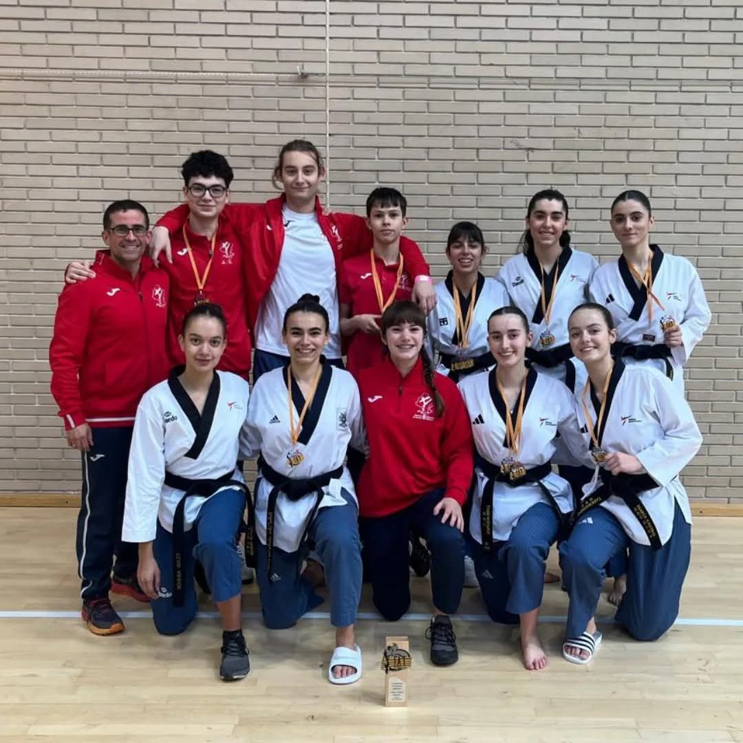 La selecci&oacute;n navarra de taekwondo brilla en el &ldquo;Open de Arag&oacute;n&rdquo;