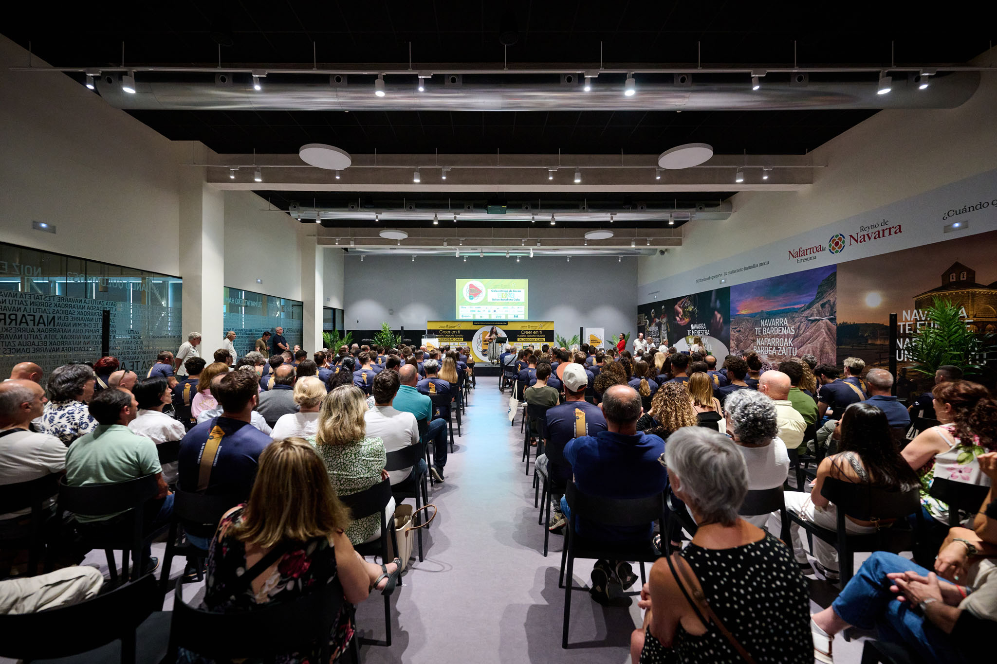 LA FMIF CONCEDE 181 BECAS EN UNA GALA CELEBRADA EN EL NAVARRA ARENA