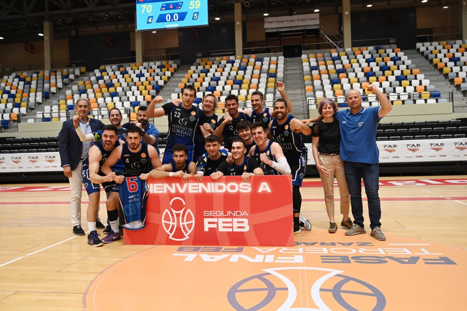 El Castillo de Gorraiz Valle de Eg&uuml;&eacute;s firma un ascenso hist&oacute;rico a Segunda FEB