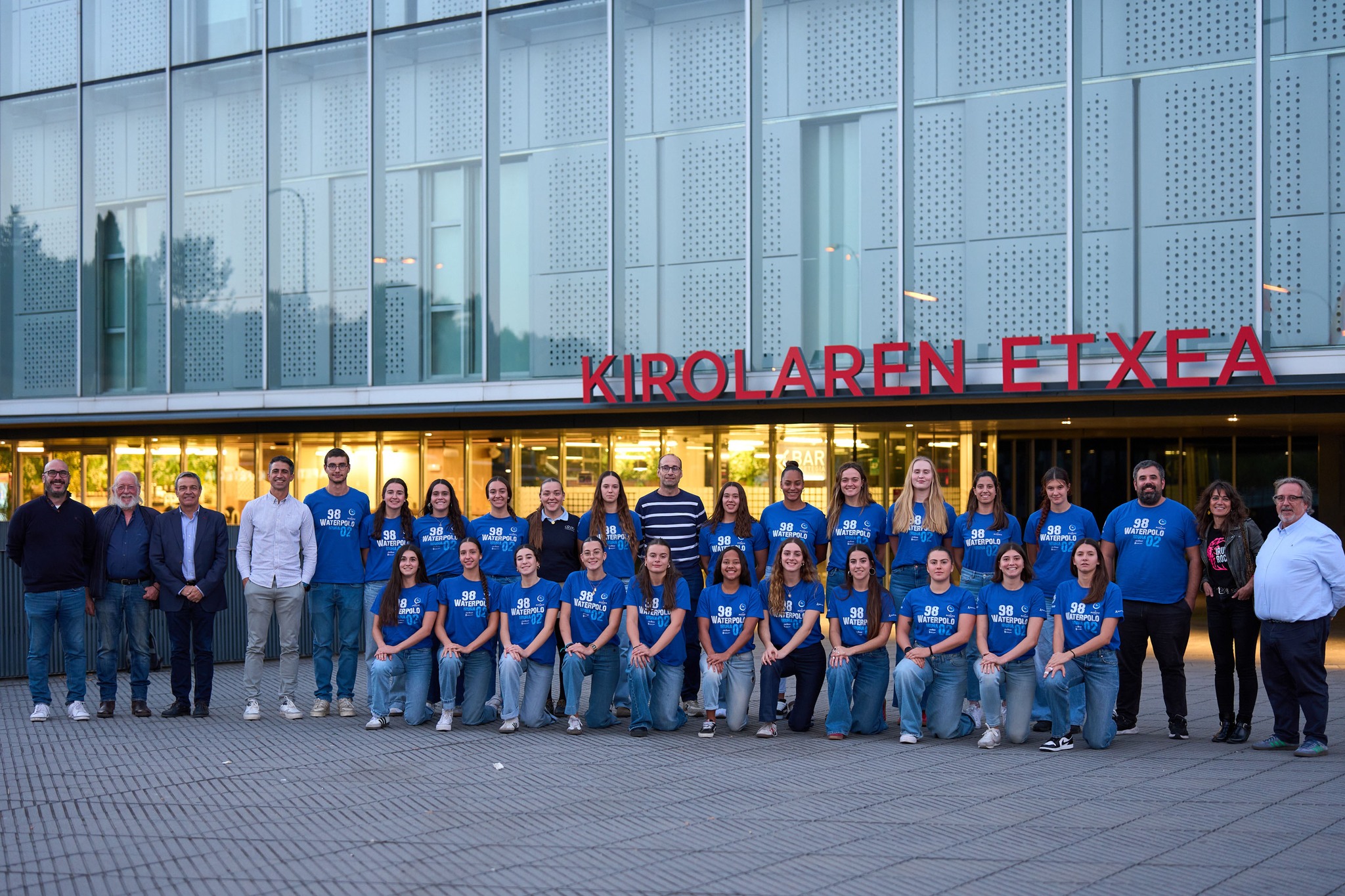 El Waterpolo Iru&ntilde;a 9802 presenta su ambicioso proyecto para consolidarse en Divisi&oacute;n de Honor